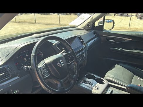 Used 2021 Honda Pilot Black Edition image 9