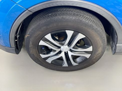Used 2016 Toyota RAV4 LE FWD image 14