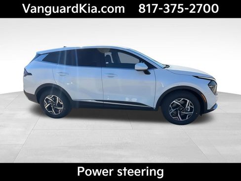 Certified 2025 Kia Sportage LX image 10