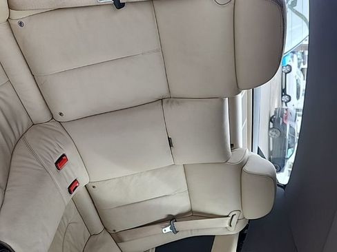 Used 2007 BMW 650i Convertible image 11