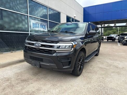 Used 2023 Ford Expedition Max XLT RWD image 4