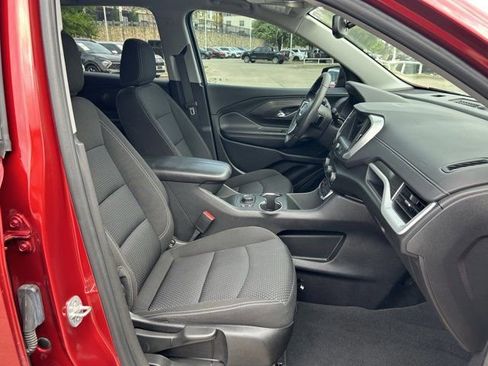 Used 2022 GMC Terrain SLE w/ Driver Convenience Package image 31