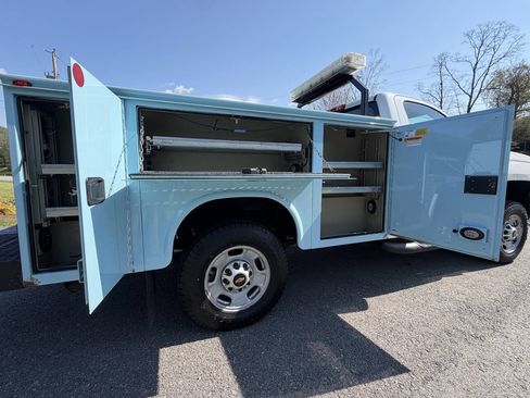 Used 2016 Chevrolet Silverado 2500 W/T AWD/4WD image 8