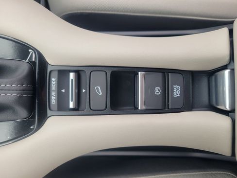 New 2026 Honda HR-V LX image 26