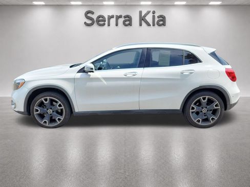 Used 2019 Mercedes-Benz GLA 250 image 2
