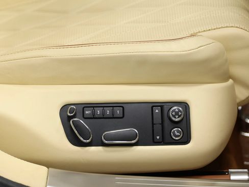 Used 2014 Bentley Flying Spur W12 AWD/4WD image 96