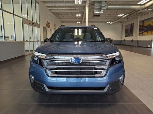 Certified 2025 Subaru Forester Premium image 2