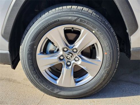 New 2025 Toyota RAV4 LE image 7