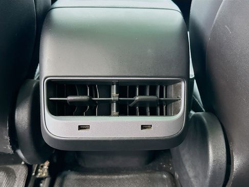 Used 2020 Tesla Model 3 RWD image 17