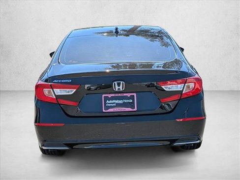 Used 2018 Honda Accord EX-L image 7