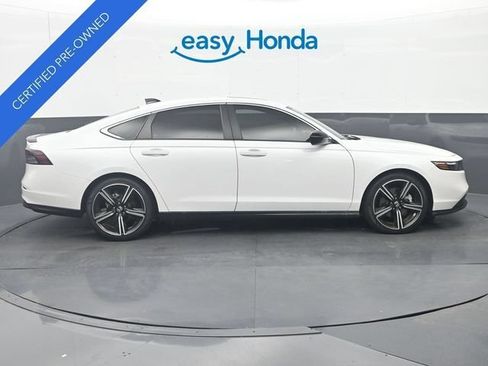 Used 2024 Honda Accord Sport image 8