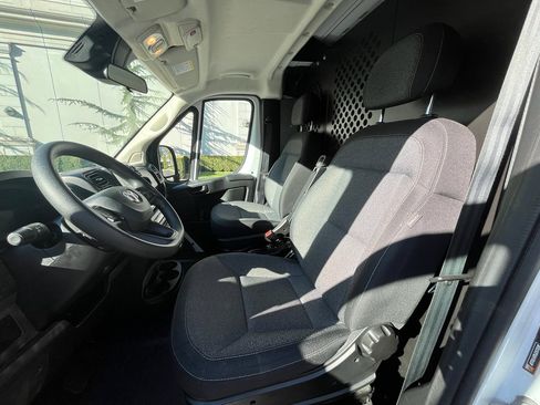 Used 2023 RAM ProMaster 2500 image 16