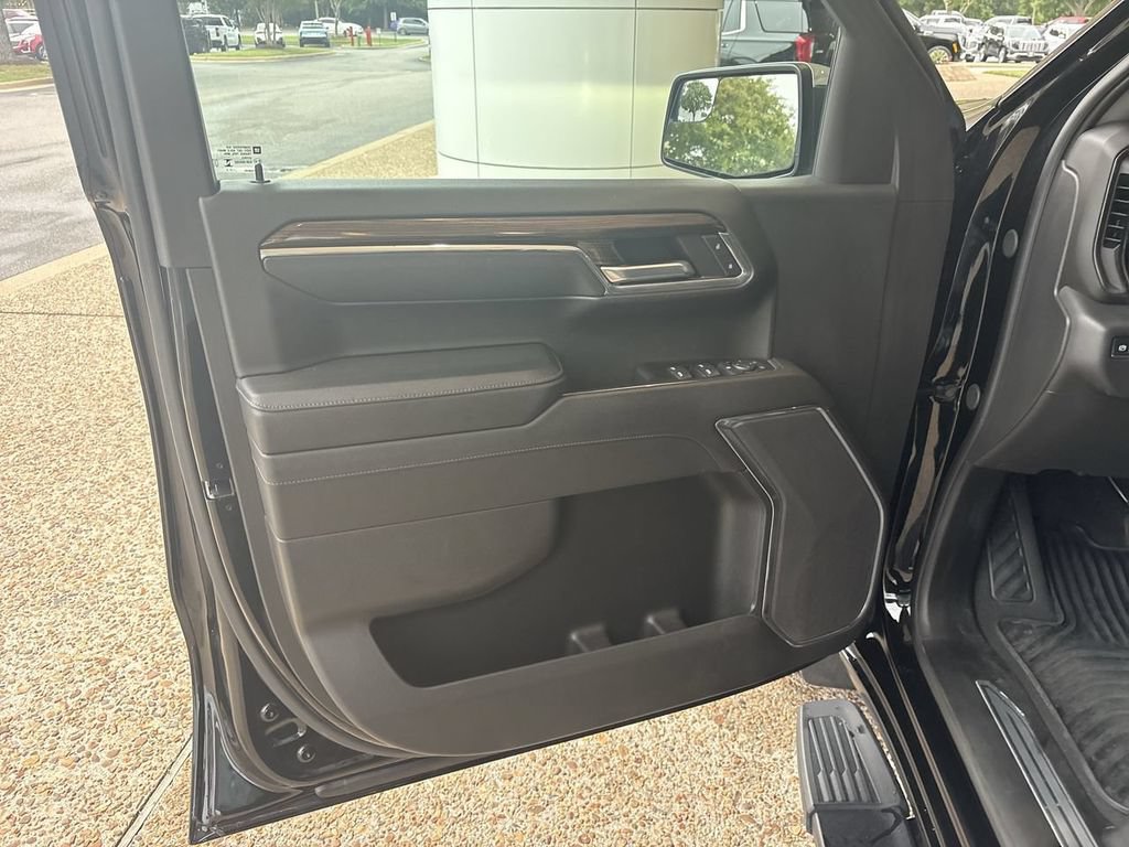 Certified 2024 Chevrolet Silverado 1500 LT AWD/4WD image 22