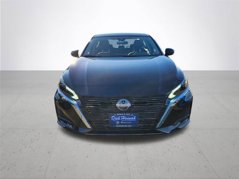 New 2025 Nissan Altima 2.5 SV image 3