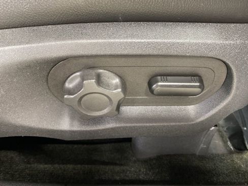 Used 2018 Ford Flex Limited image 25