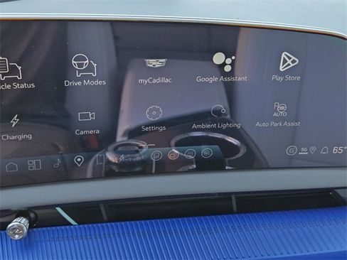 New 2026 Cadillac Optiq Sport 1 image 24