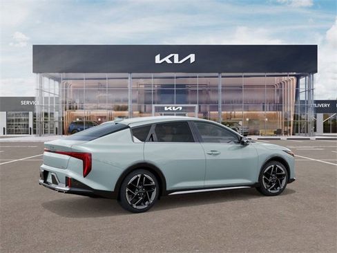 New 2026 Kia K4 GT-Line image 6