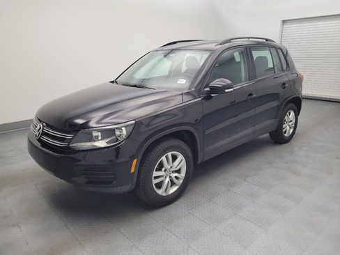 Used 2016 Volkswagen Tiguan S FWD image 2