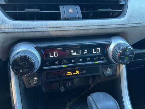 Used 2023 Toyota RAV4 XLE FWD image 25