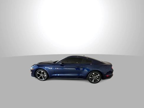 Used 2019 Ford Mustang Coupe image 5