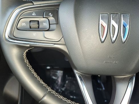 Used 2025 Buick Encore GX Preferred image 23