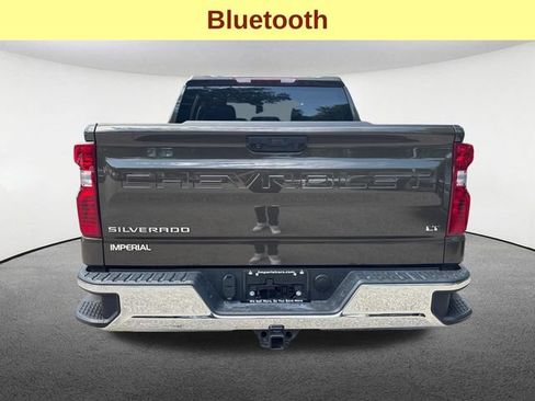 Used 2023 Chevrolet Silverado 1500 LT AWD/4WD image 11