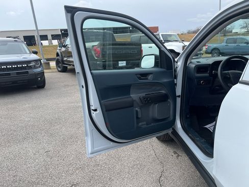 New 2025 Ford Maverick XL w/ Equipment Group 101A image 17