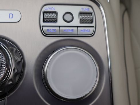 Used 2025 Genesis G90 3.5T image 67