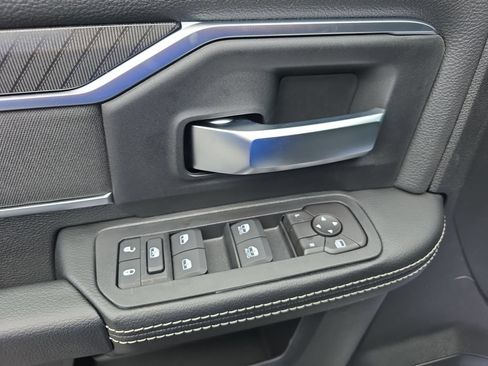 New 2026 RAM 2500 Big Horn AWD/4WD image 14