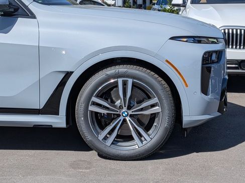 New 2026 BMW X7 xDrive40i image 10