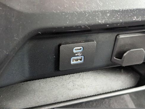 Used 2023 Ford F150 XLT AWD/4WD image 22