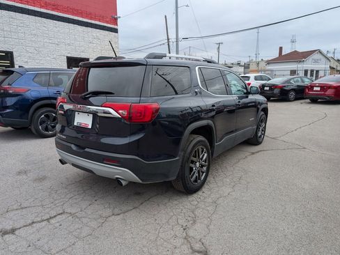 Used 2017 GMC Acadia SLT image 6