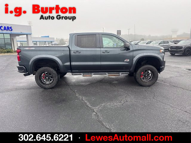 Used 2019 Chevrolet Silverado 1500 RST w/ All-Star Edition AWD/4WD image 2