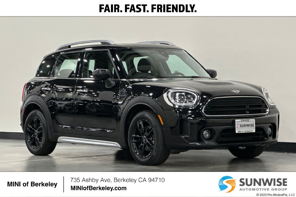 Used 2022 MINI Cooper Countryman FWD image 1