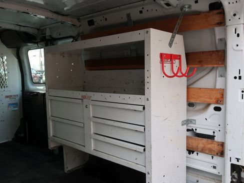 Used 2016 Ford Transit 250 130 Low Roof w/ Exterior Upgrade Package image 31