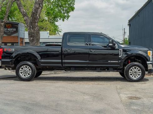 Used 2017 Ford F250 XLT w/ XLT Value Package image 7
