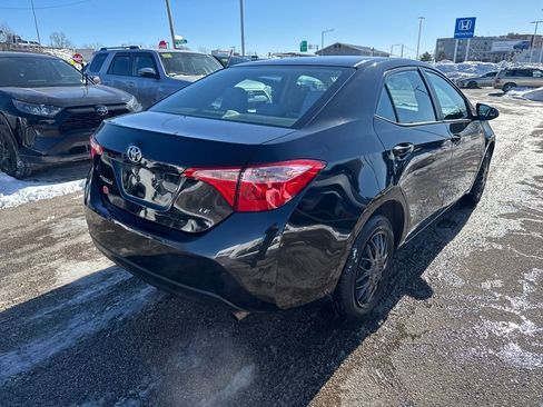 Used 2017 Toyota Corolla LE image 7