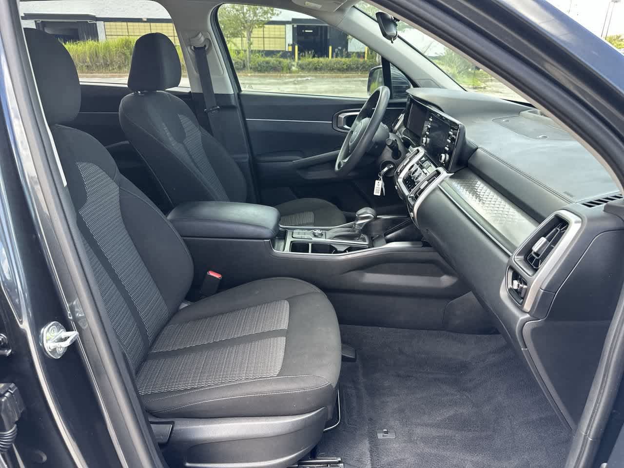 Used 2022 Kia Sorento LX FWD image 21