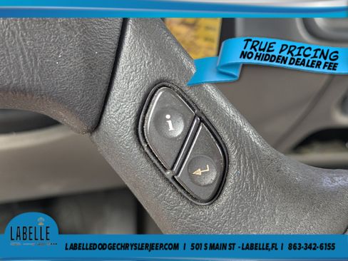 Used 2006 Chevrolet Avalanche Z66 w/ Preferred Equipment Group RWD image 24