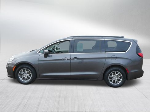 Certified 2021 Chrysler Pacifica Touring FWD image 4