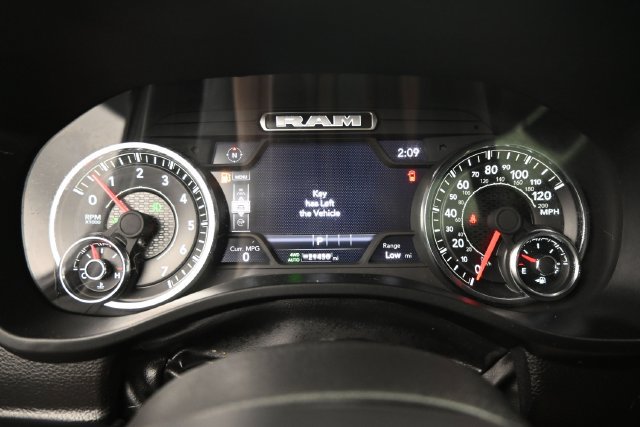 Used 2025 RAM 1500 Laramie w/ Sport Appearance Package AWD/4WD image 16