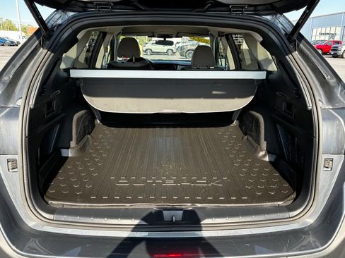 Used 2023 Subaru Outback Premium AWD/4WD image 22