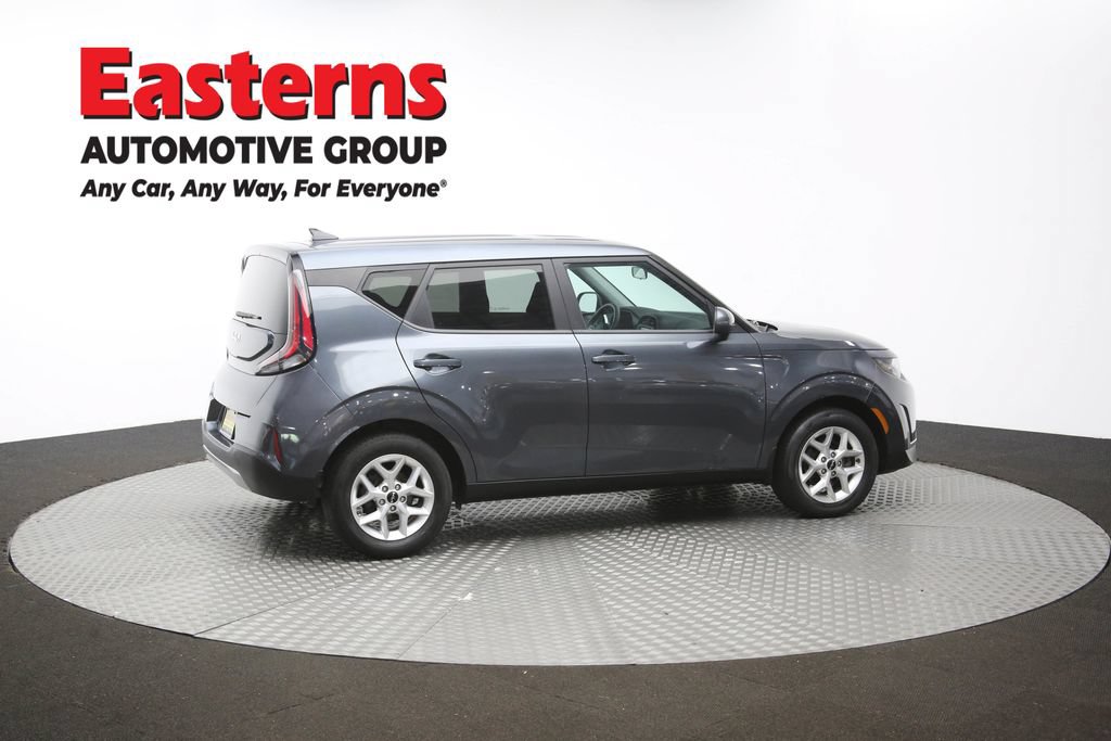 Used 2023 Kia Soul LX w/ LX Technology Package FWD image 42