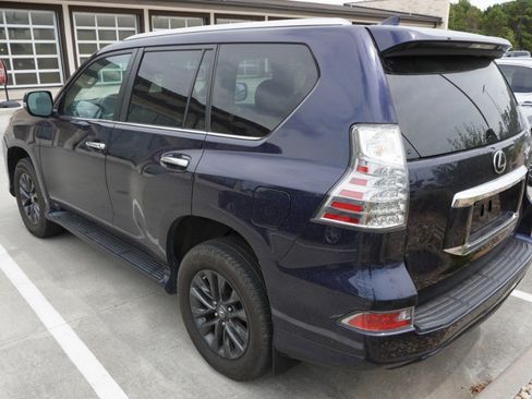Used 2023 Lexus GX 460 Premium w/ Premium Package AWD/4WD image 9