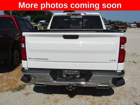 Used 2019 Chevrolet Silverado 1500 LTZ AWD/4WD image 4