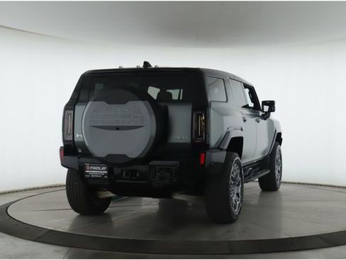 Used 2024 GMC Hummer EV 3X w/ LPO, Cargo Utility Package AWD/4WD image 7