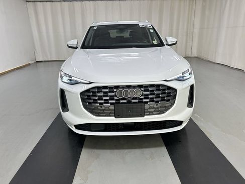 Used 2025 Audi Q5 Premium Plus w/ Premium Plus AWD/4WD image 3