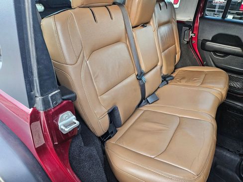 Used 2021 Jeep Wrangler Unlimited Rubicon image 28