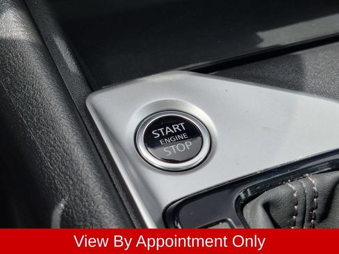 Used 2025 Nissan Altima 2.5 SV FWD image 19