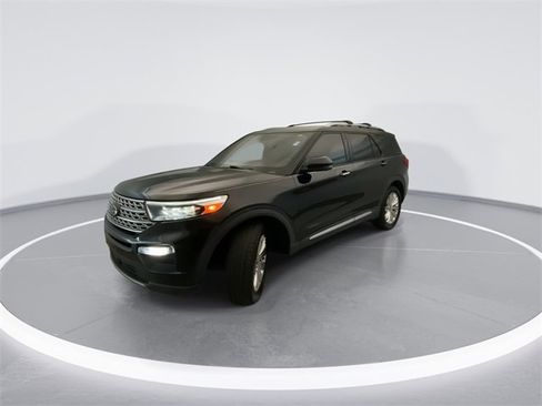 Used 2020 Ford Explorer Limited w/ Class III Trailer Tow Package image 8